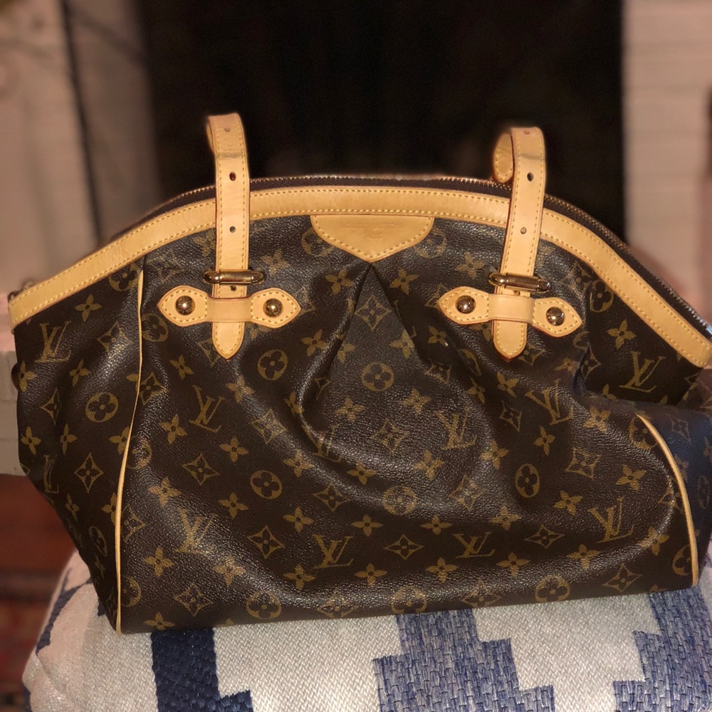 Louis Vuitton Tivoli - now discontinued EUC